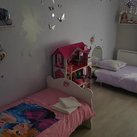 Air-conditionned Villa, 5 Min To The Park - Magical Homes, Paris Tatil Evi